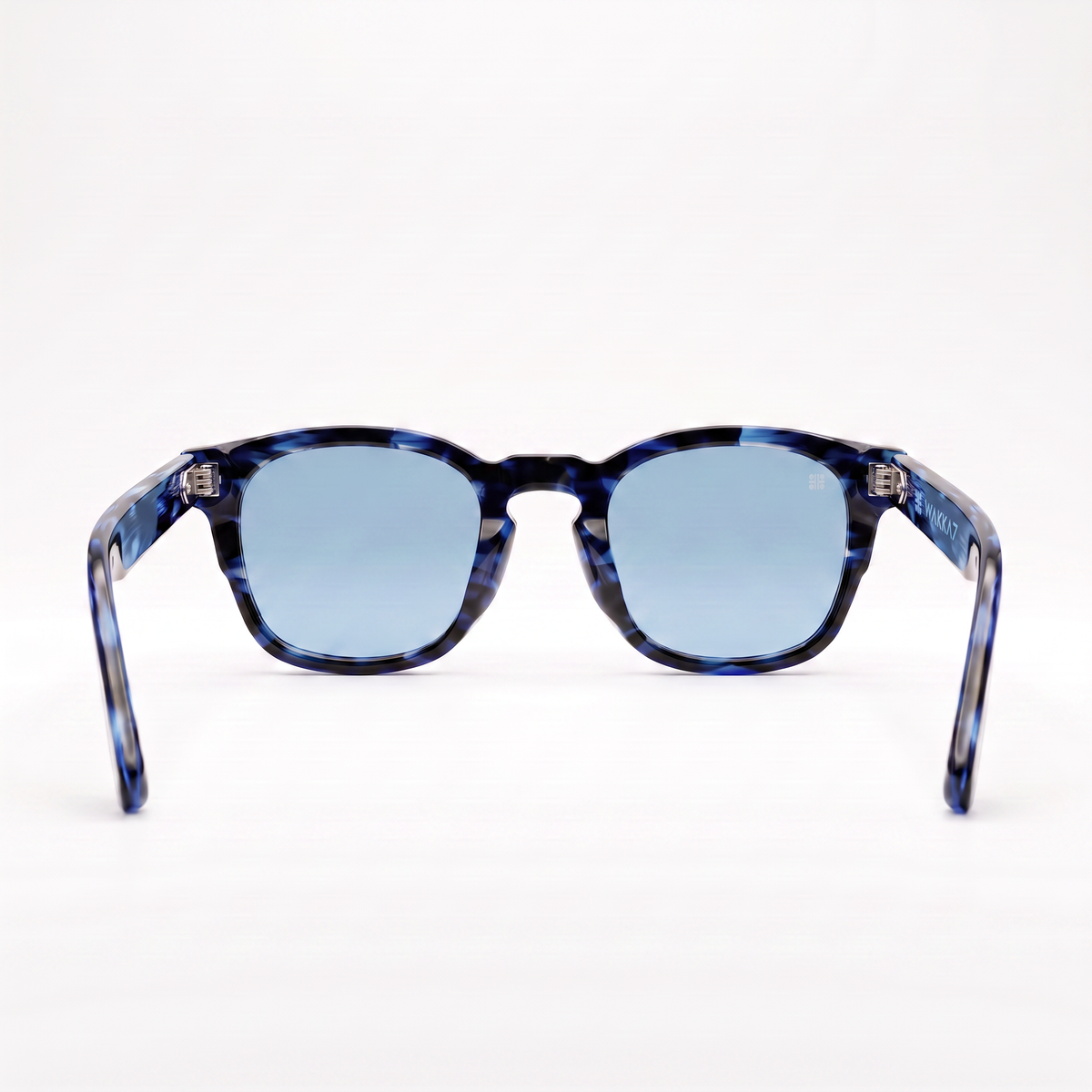 striped-blue